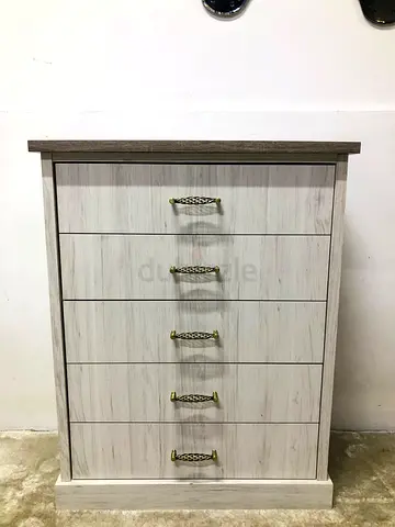 Chevron Chest of 5-Drawers