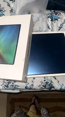 Realme slimbook i5