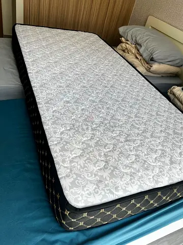 Single mattress - used but in good condition