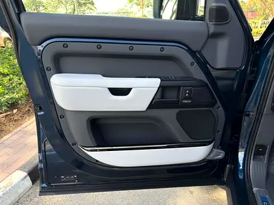 2026 LAND Rover DEFENDER — миниатюра 11