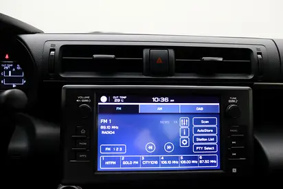 صورة 8 لـ 2024 Toyota GR86