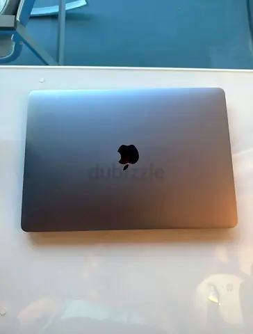 Macbook Pro 2022 M2