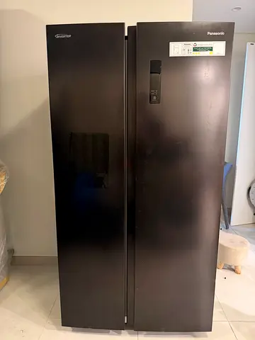 Panasonic side-by-side refrigerator. April 2024. Doesn’t fit in new apartment space for refrigerator