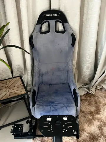 Used Drift-style Racing Simulator Seat with Wheel Mount (comfortable, sturdy)