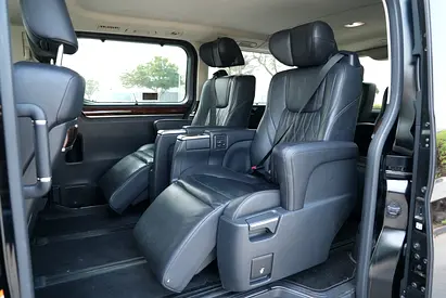 صورة 16 لـ 2021 Toyota GRANVIA