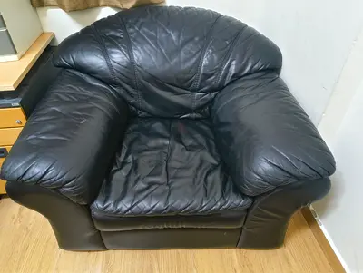 Used Black Leather single sofa  - Comfortable Single Seater