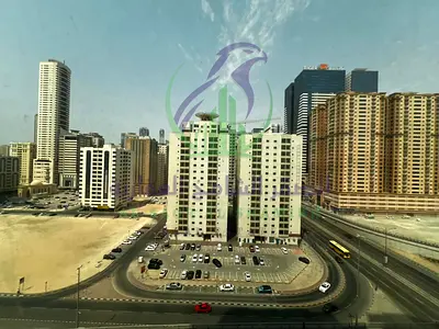 لمن يبحث عن شقة قريبة من دبي غرفة وصالة في النهدة مقابل صحارى مول على مخرج دبي مباشرة مع باركن مجاني وغرفة ماستر وحمامين