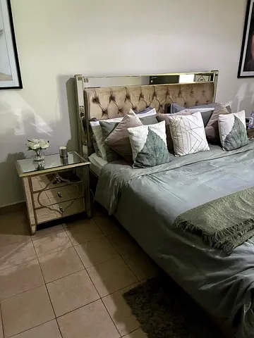 King mirrored bed and 2 bedside table dressing table chest draws ottoman