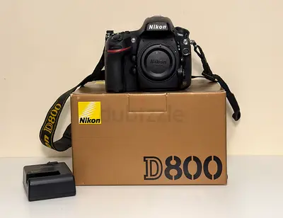 Nikon DSLR800