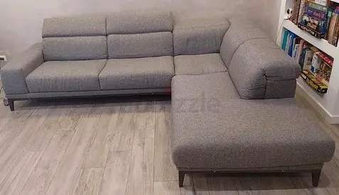 Excellent condition Italian Natuzzi Borghese sectional sofa