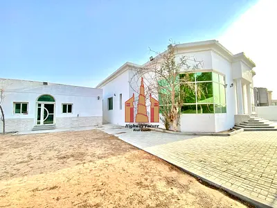 Spacious Layout 6 Bhk Villa With 9 Bathrooms Maids/Laundry/Store/ Hall Majlis 130K