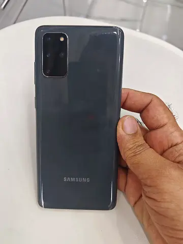 Samsung S20+ 8/128 - good condition, 4 rear cameras (dark gray)
