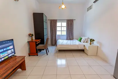 Semi-Master Room for Rent in Umm Suqeim Villa – Comfortable & Peaceful Living