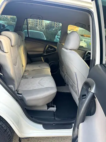 2012 Toyota RAV 4 — фото 10