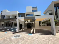 Modern Living | Timeless Comfort | 5 Masters RM