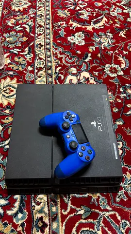 PS4 neat and clean no issues at all working 10/10