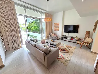Upgraded | Great Size | Luxury Furniture
