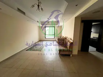 شقة غرفتين وصالة للإيجار السنوي في الممزر الشارقة تكييف مجاني 3 حمامات باركينغ مجاني جيم مسبح موقع مميز قريب من دبي