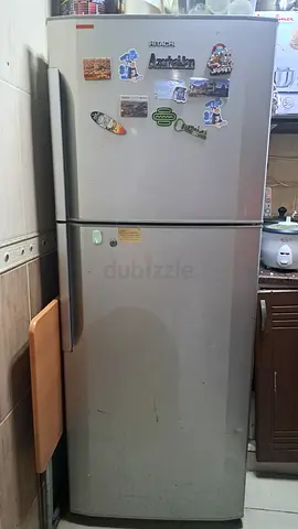 Silver double-door refrigerator, good working condition - 2 doors