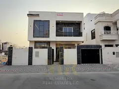 Villa directly from the owner, personal finishing, on a main street, close to all services, freehold
