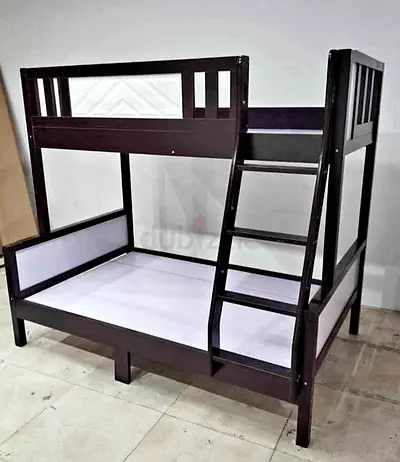 Dark Wood Bunk Bed with Lower Full/Double and Upper Single - Good Condition