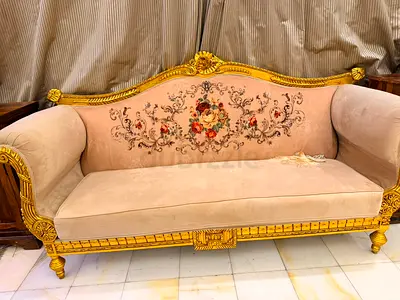 Classy sofa set