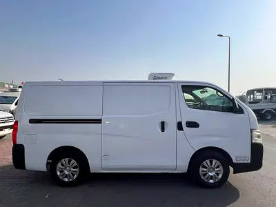 2015 Nissan URVAN — фото 4