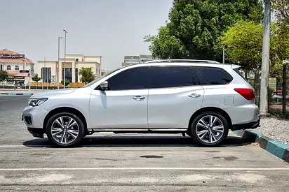 2019 Nissan PATHFINDER 照片 6