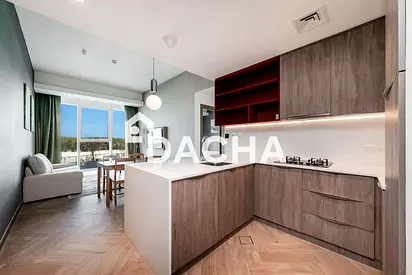Modern | ALL BILLS INCLUDED | Sea View