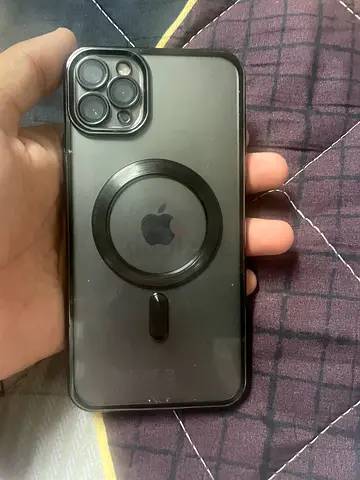iPhone 11 pro max display changed and face id not working other phone is fully original nothing chan