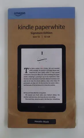 AMAZON KINDLE PAPERWHITE (12TH GEN) SIGNATURE EDITION 32GB METALLIC BLACK