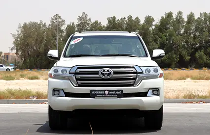 Pristine Toyota Land Cruiser GXR 2020 | GCC Specs | Low Mileage
