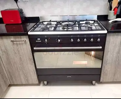 Smeg 5 Burner Gas Cooker with Electric Oven