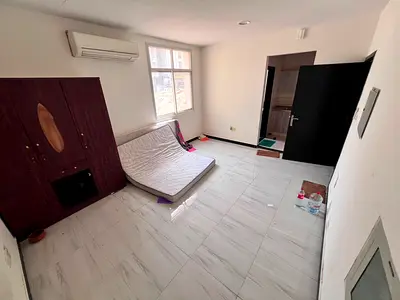 Studio spacieux à louer à l'année à Al Alia, Ajman Vous recherchez un studio spacieux à un prix raisonnable dans un quartier calme et moderne ? Ne ch