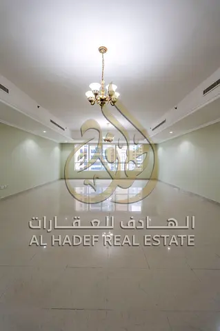🏢✨ للإيجار السنوي – القصباء | الشارقة 🌟 مساحة 2,500 قدم² | مناسب للسكن أو النشاط التجاري | تكييف مجاني فرصة مميزة لاستئجار وحدة واسعة في منطقة القصب