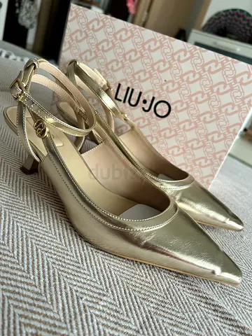 Liu Jo Gold pointed-toe ankle-strap kitten heels, size 41 - gently used