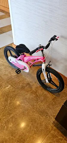 Brand New Pink 20-inch Kid's Upten Brand Bicycle - Excellent Condition