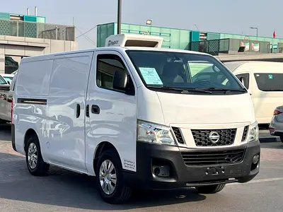 Nissan Urvan NV350 2015 Chiller GCC Specs - Well Maintained
