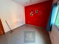 Studio for Annual Rent in Al Musalla Separate Kitchen Clean Finishes Comfortable Layout Prime Locati
