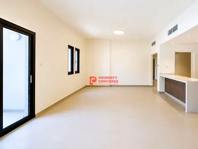 Move In Early | Walk to Metro | Renovated Building