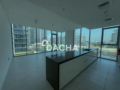 Full Lagoon View | Corner Unit | Maid Room