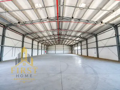 LAHWISH VERY BIG WAREHOUSE JUST 580K VERY BIG AREA INSIDE BOG COURTYATD AREA
