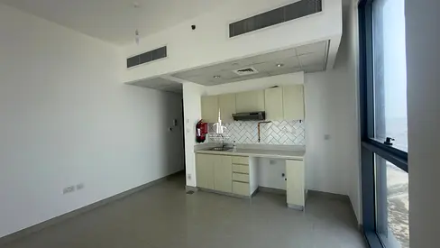 Vacant Studio | Unfurnished | Afnan 1 | Prime