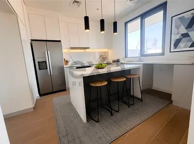 Marina Skyline View | Close to Amenities | Ready to Move In
