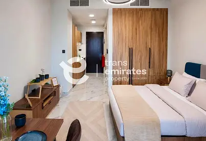 Furnished Studio Mid Floor | Vista | Ready to Move