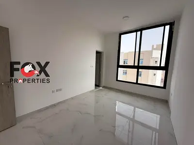غرفه وصاله للايجار السنوي \ بمنطقه العاليه \ بنايه جديده \ اول ساكن \ خزائن بالحائط\ بلكونه باطلاله مفتوحه \غرفه ماستر \2 حمام \ علي شارع محمد بن زايد