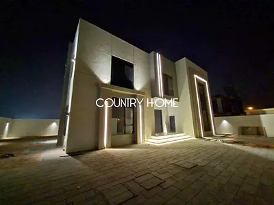 Spacious 5BR Villa with Majlis | Al Aweer