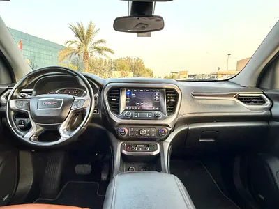 صورة 7 لـ 2023 GMC ACADIA