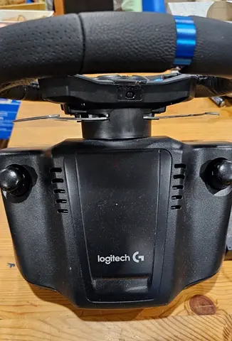 Logitech G29 Driving Force Racing Wheel for PlayStation and PC so clean