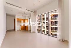 Vacant | High Floor | Partial Canal View
